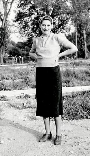 Maxine Crosby, about 1940.