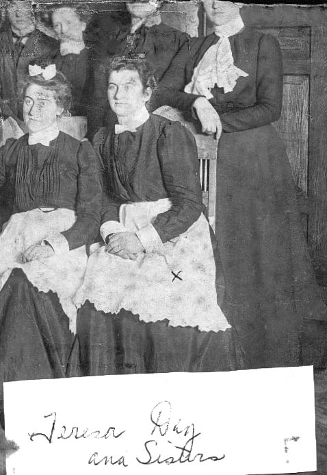 Teresa Day and her sisters, about 1900.